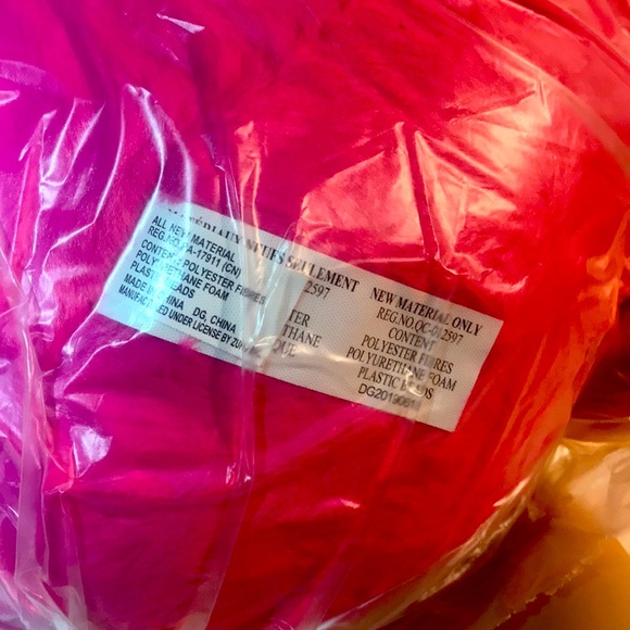 Stuffed Animals - Picture 5 of 6